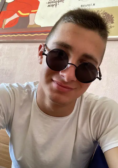 Стас из Беляевки, мне 25, познакомлюсь для приятного времяпровождения