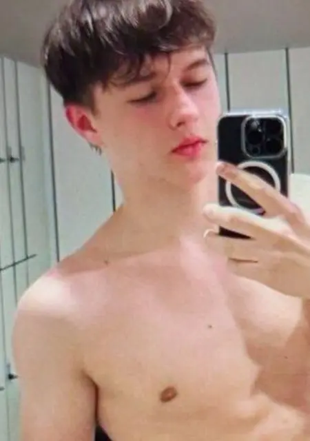 Я Maksim, 20, из Здолбунівших, ищу знакомство для общения