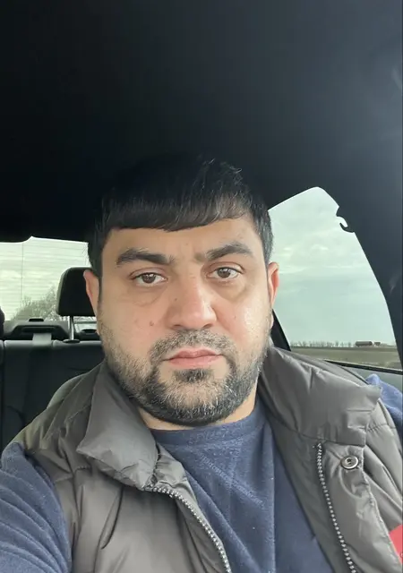 Я Ааа, 36, знакомлюсь без обязательств в Вене