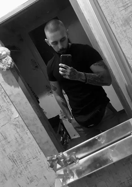 Дима из Каменского, мне 28, познакомлюсь для постоянных отношений