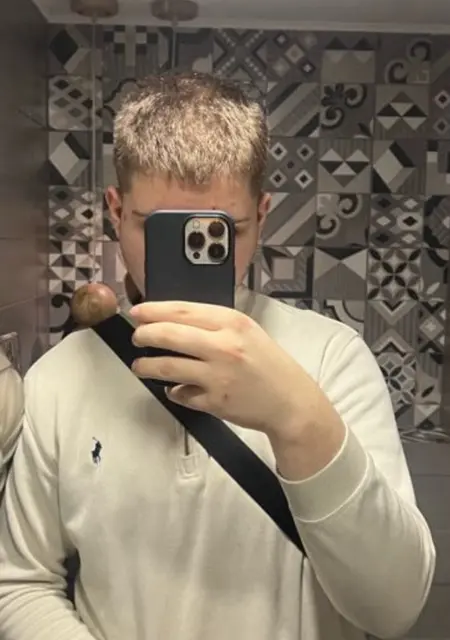 Я Иван, 18, знакомлюсь на одну ночь в Запорожье