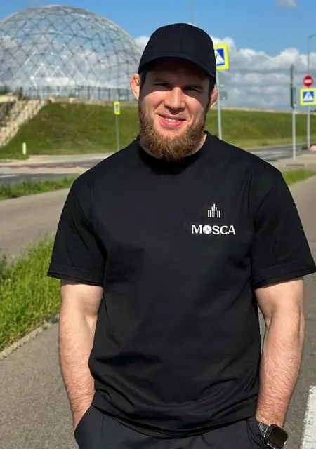 Я Михайло, 21 років, знайомлюсь для вірт у Краматорську