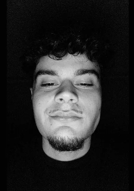 Я César, 21, знакомлюсь без обязательств в Валенсии