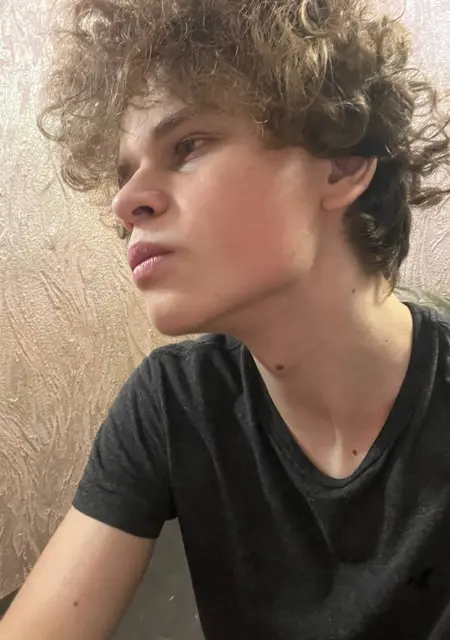 Kim из Запорожья, ищу на сайте общение