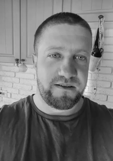 Я Vasil, 31, из Ужгорода, ищу знакомство для совместных путешествий