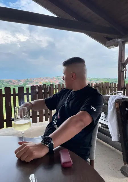 Сергей з Миколаїв, шукаю на сайті знайомства на одну ніч