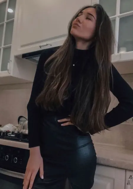 Я Анастасия, 25, знакомлюсь без обязательств в Луганске