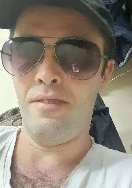 Я Бобур, 49, знакомлюсь без обязательств в Ташкенте