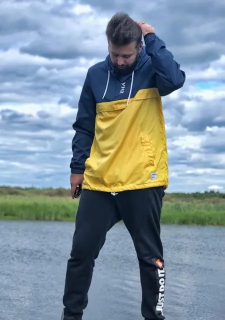 Adam из Тбилиси, мне 35, познакомлюсь для приятного времяпровождения