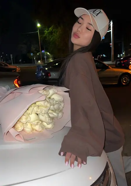 Я Adel, 23, знакомлюсь на одну ночь в Караганде