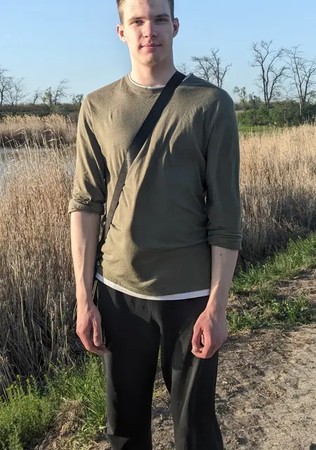 Іоанн з Кривого Рогу, мені 18 років, познайомлюсь для приємного проведення часу