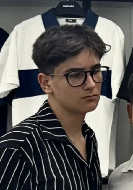 Ömer Can из Тарсус, ищу на сайте знакомства на одну ночь