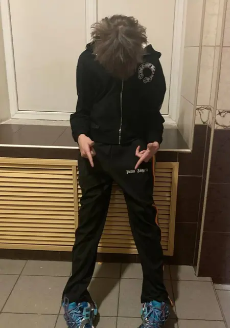 Ваня из Барановичей, мне 20, познакомлюсь для приятного времяпровождения