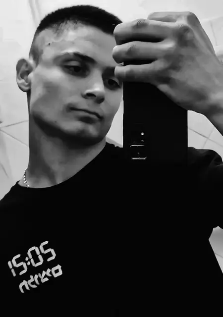 Я Mikhail, 21, знакомлюсь для дружбы в Борисове