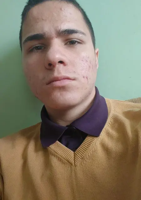 Я Богдан, 20 років, знайомлюсь для спілкування у Львові