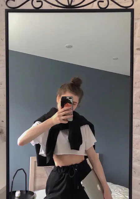 Я Інна, 19, из Днепра, ищу знакомства на одну ночь