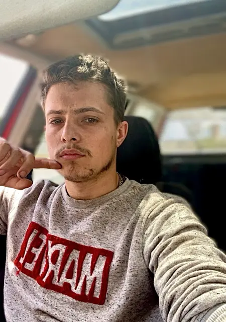 Я Іван, 25, из Мадрида, ищу знакомства без обязательств