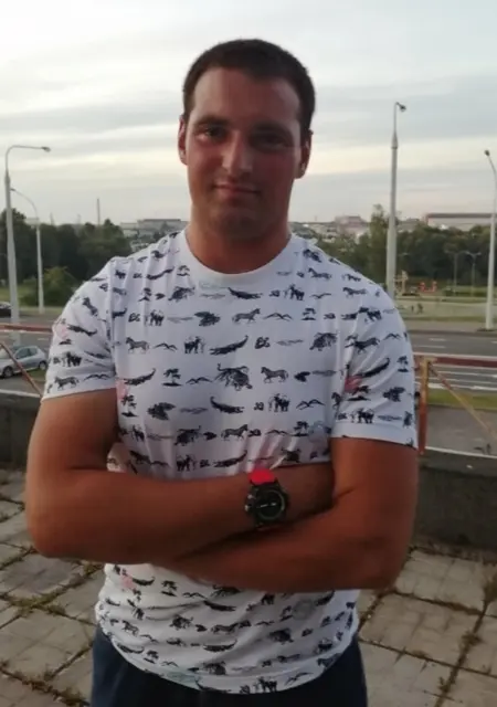 Я Влад, 29, из Бобруйска, ищу знакомство для открытые отношения