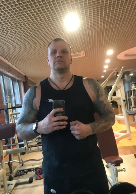 Я Сергей, 42, знакомлюсь на одну ночь в Риге