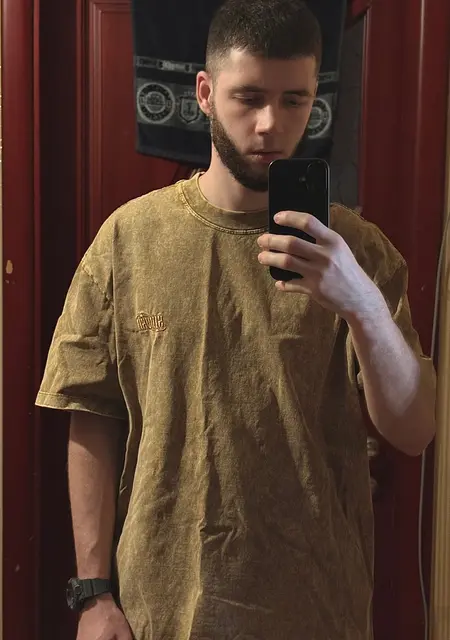 Ярослав из Одессы, ищу на сайте знакомства без обязательств