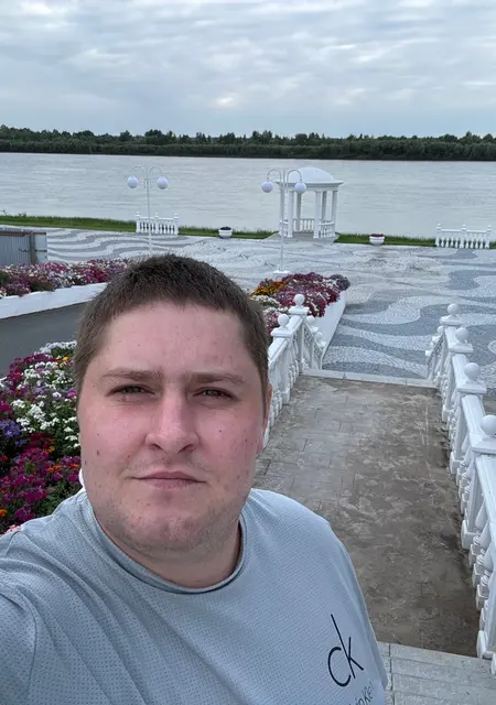 Я Илюша, 35, знакомлюсь на одну ночь в Макеевке