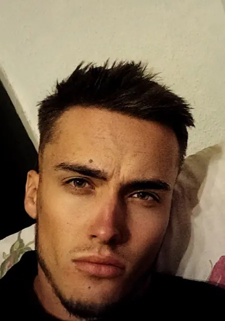 Арти из Бишкека, мне 21, познакомлюсь на одну ночь