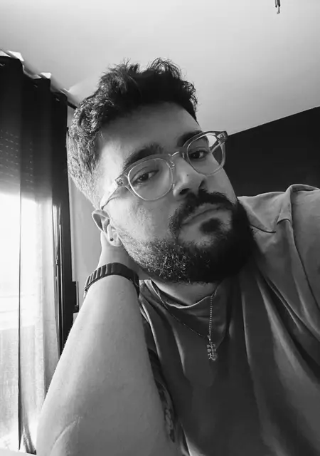 Marc из Таррагоны, мне 25, познакомлюсь для совместных путешествий