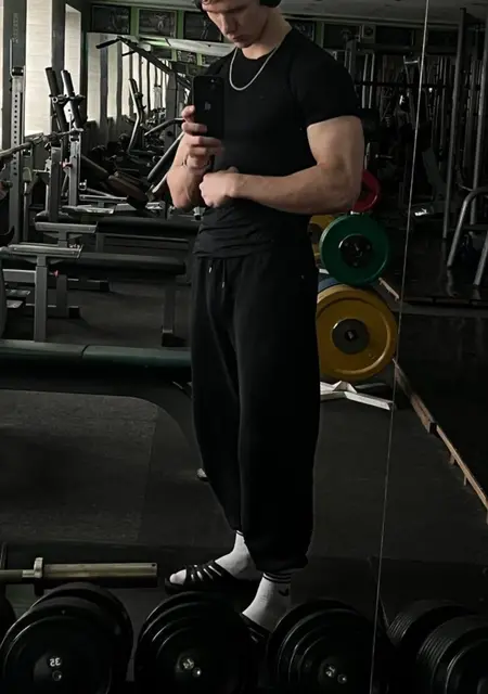 Давид из Полтавы, ищу на сайте знакомства на одну ночь