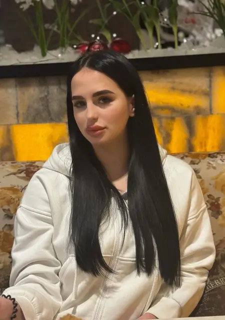 Лизка из Донецка, ищу на сайте общение