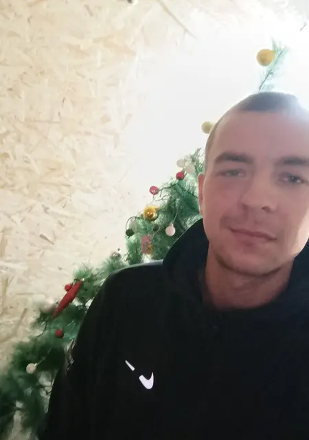 Я Артем, 30, знакомлюсь для приятного времяпровождения в Варшаве