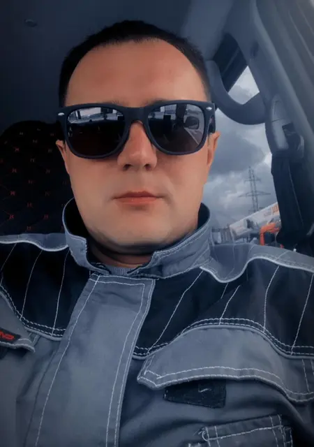 Я Руслан, 33, знакомлюсь для постоянных отношений в Амстердаме