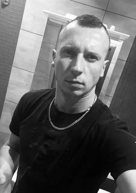 Я Макс, 31, знакомлюсь на одну ночь в Виннице