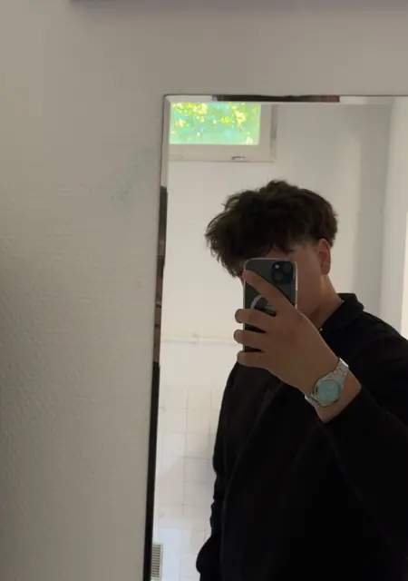 Gabin из Парижа, ищу на сайте знакомства на одну ночь