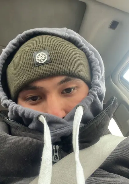 Я Oskar, 28, из Караганды, ищу знакомство для общения