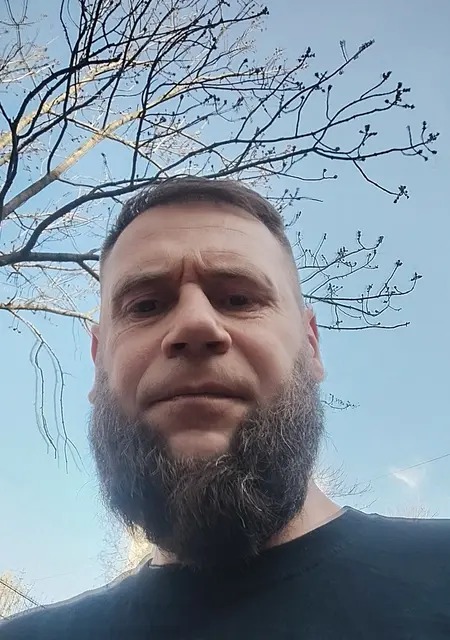 Назім из Ични, ищу на сайте открытые отношения