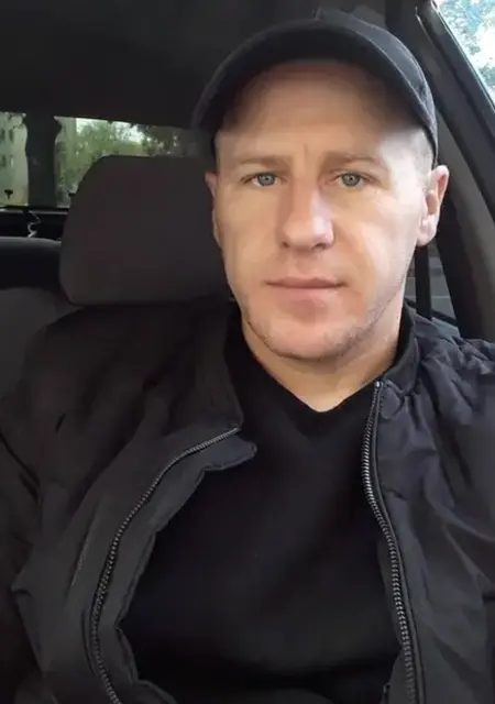 Я Міша, 25 років з Косів, шукаю знайомства на одну ніч