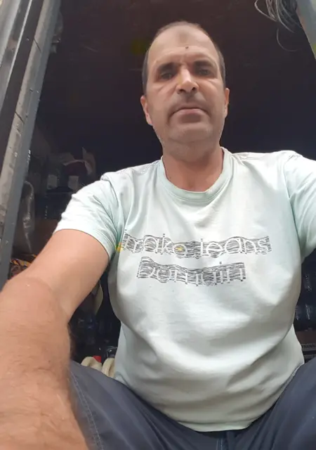 Александр з Дніпра, шукаю на сайті знайомства без зобов'язань