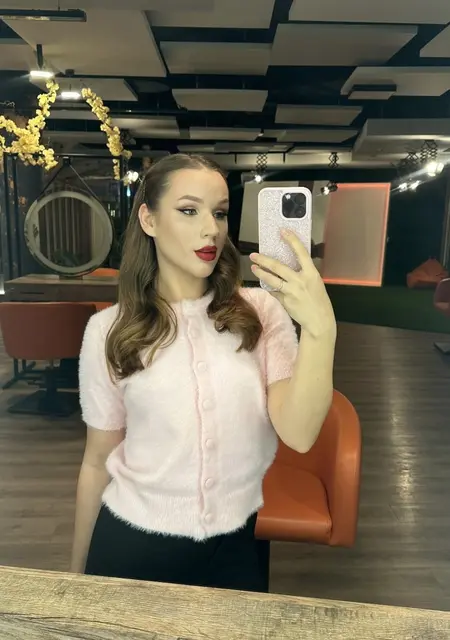 Я Василиса, 21, знакомлюсь для приятного времяпровождения в Минске