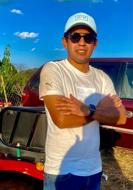 Я Luis Fernando, 28, знакомлюсь на одну ночь в Тепатитлан де Морелос