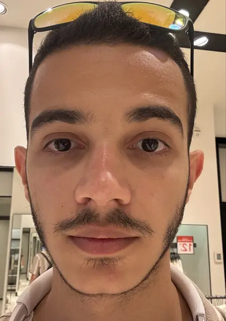 Parham из Рима, мне 18, познакомлюсь на одну ночь