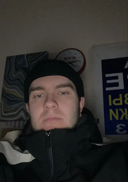 Макс из Астаны, ищу на сайте открытые отношения