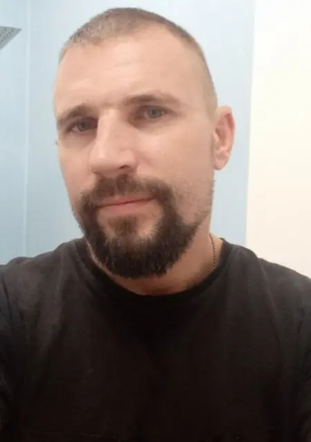 Толя из Черкасс, мне 37, познакомлюсь без обязательств