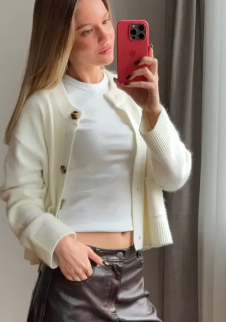 Кристина з Києва, мені 22 років, познайомлюсь для відкриті стосунки