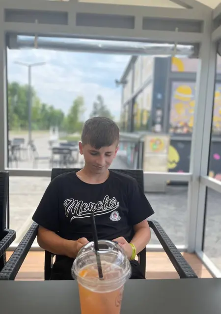 Артем из Переяслава-Хмельницкого, ищу на сайте знакомства на одну ночь