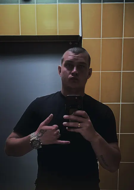 Стас з Kovel, мені 25 років, познайомлюсь на одну ніч