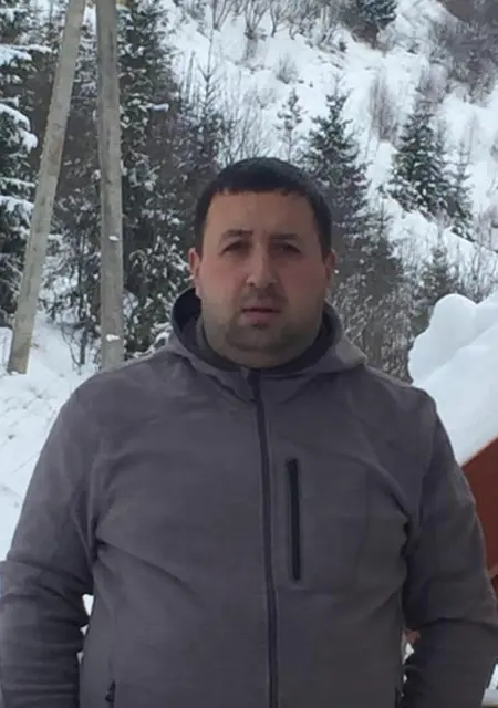 Я Сергей, 41, знакомлюсь для приятного времяпровождения в Мелитополе