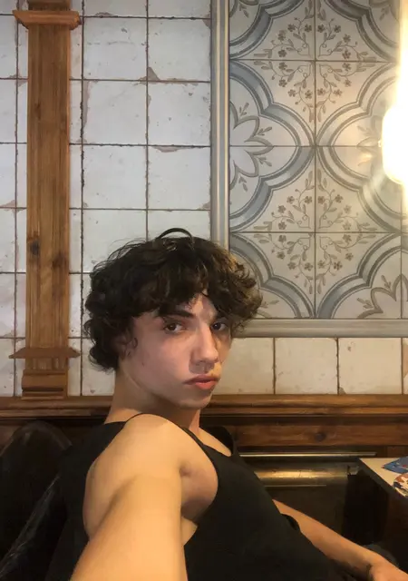 Антон из Каменского, ищу на сайте знакомства на одну ночь