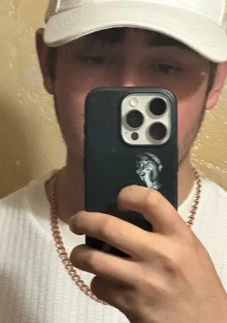 Денис из Полтавы, ищу на сайте знакомства на одну ночь