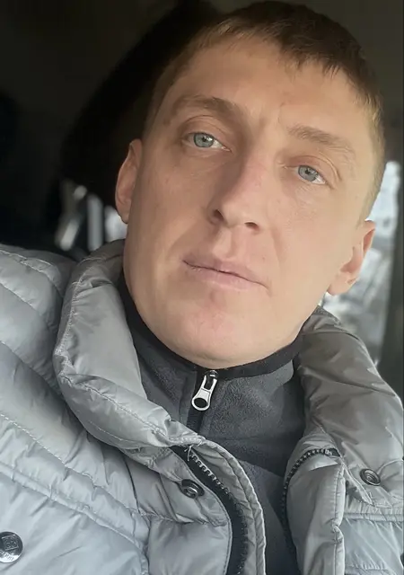 Я Олег, 36 років, знайомлюсь для дружби у Шахтарськ