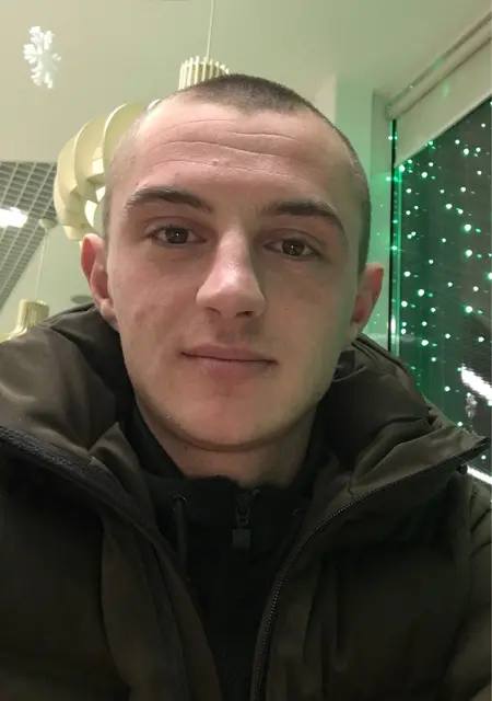 Олег из Запорожья, ищу на сайте открытые отношения